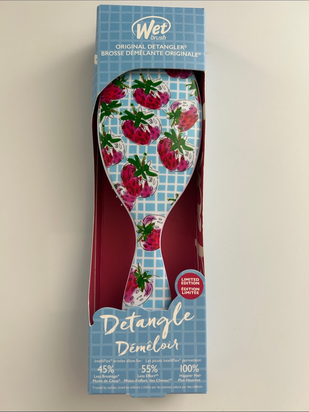 Wet Brush Original Detangler Limited Edition Fruit Strawberry Hair Brush NWT
